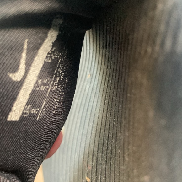 Nike Rose Gold Slides in Womens 8 - Picture 3 of 3